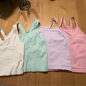 Set of Four athletic Ribbed Tank Tops in Pastel Colors